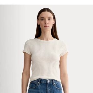 Everlane cozy rib tee, xxs small. Excellent condition. Pet and smoke free home.